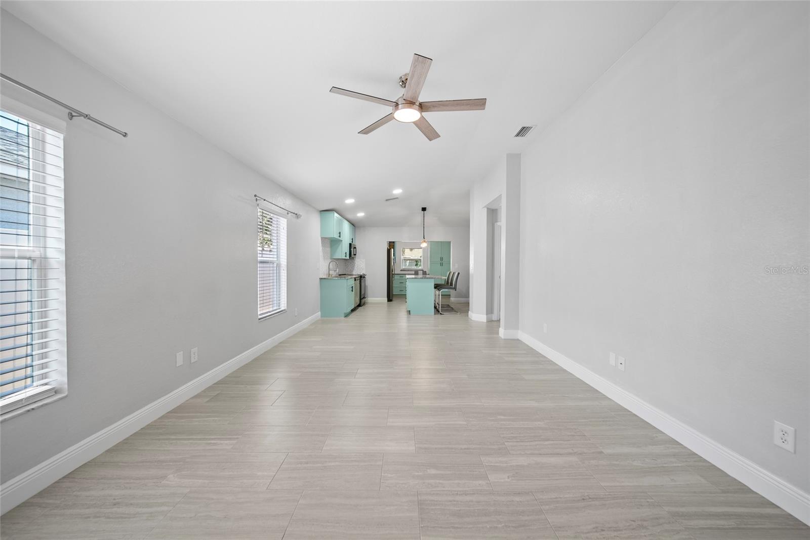 Listing photo id 1 for 11363 Cocoa Beach Drive