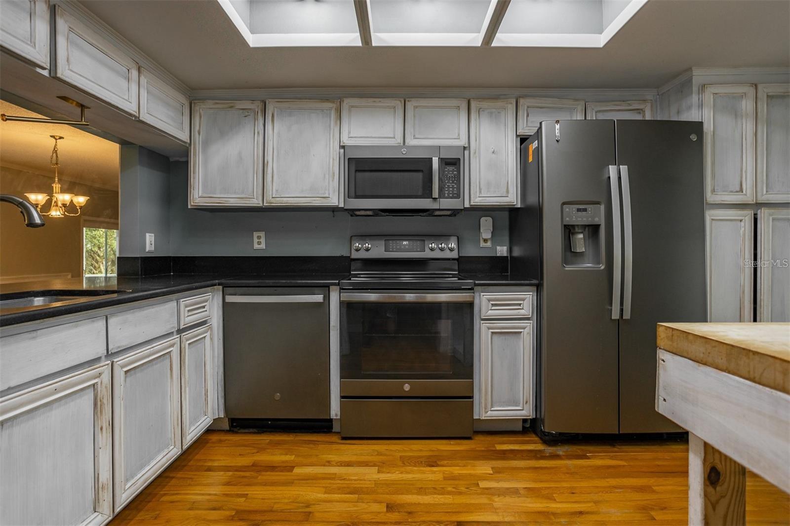 Image 3 of 22 For 5203 Bayshore Boulevard 5