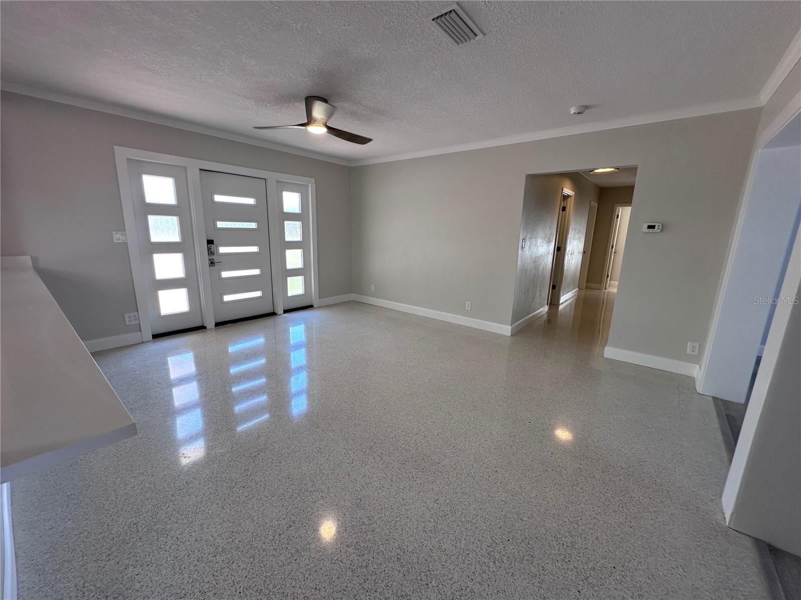Image 10 of 62 For 6407 1st Palm Point