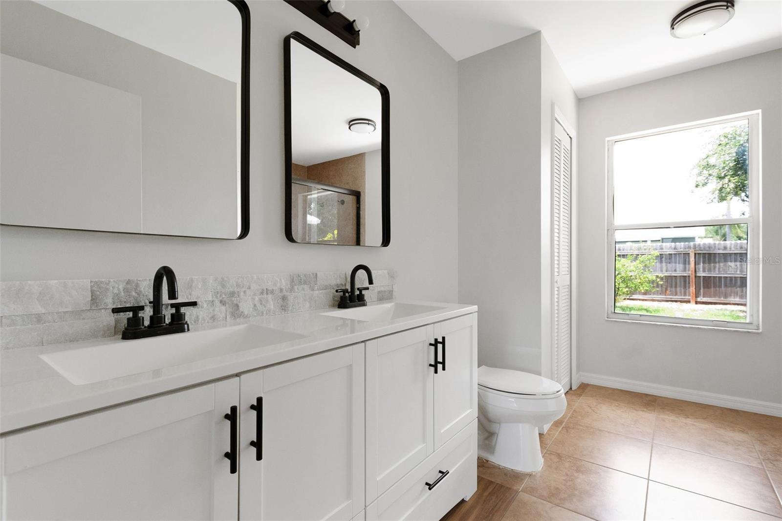 Image 6 of 15 For 679 Sandpiper Circle
