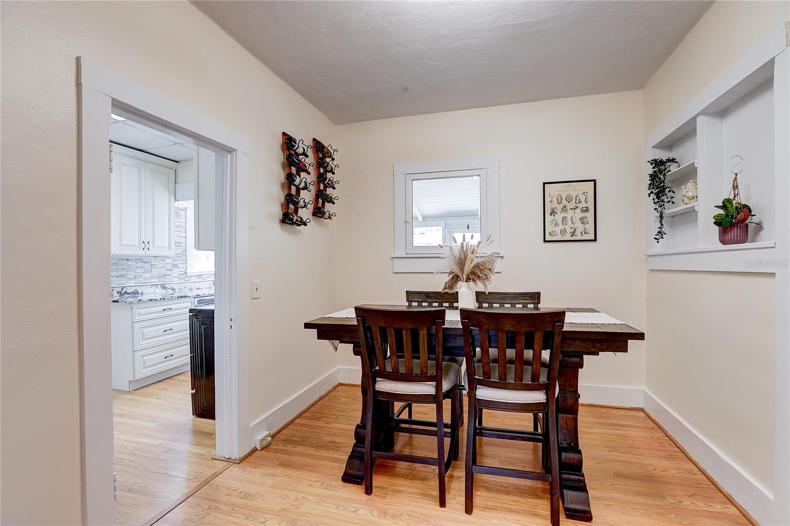 Image 10 of 32 For 508 Walker Street
