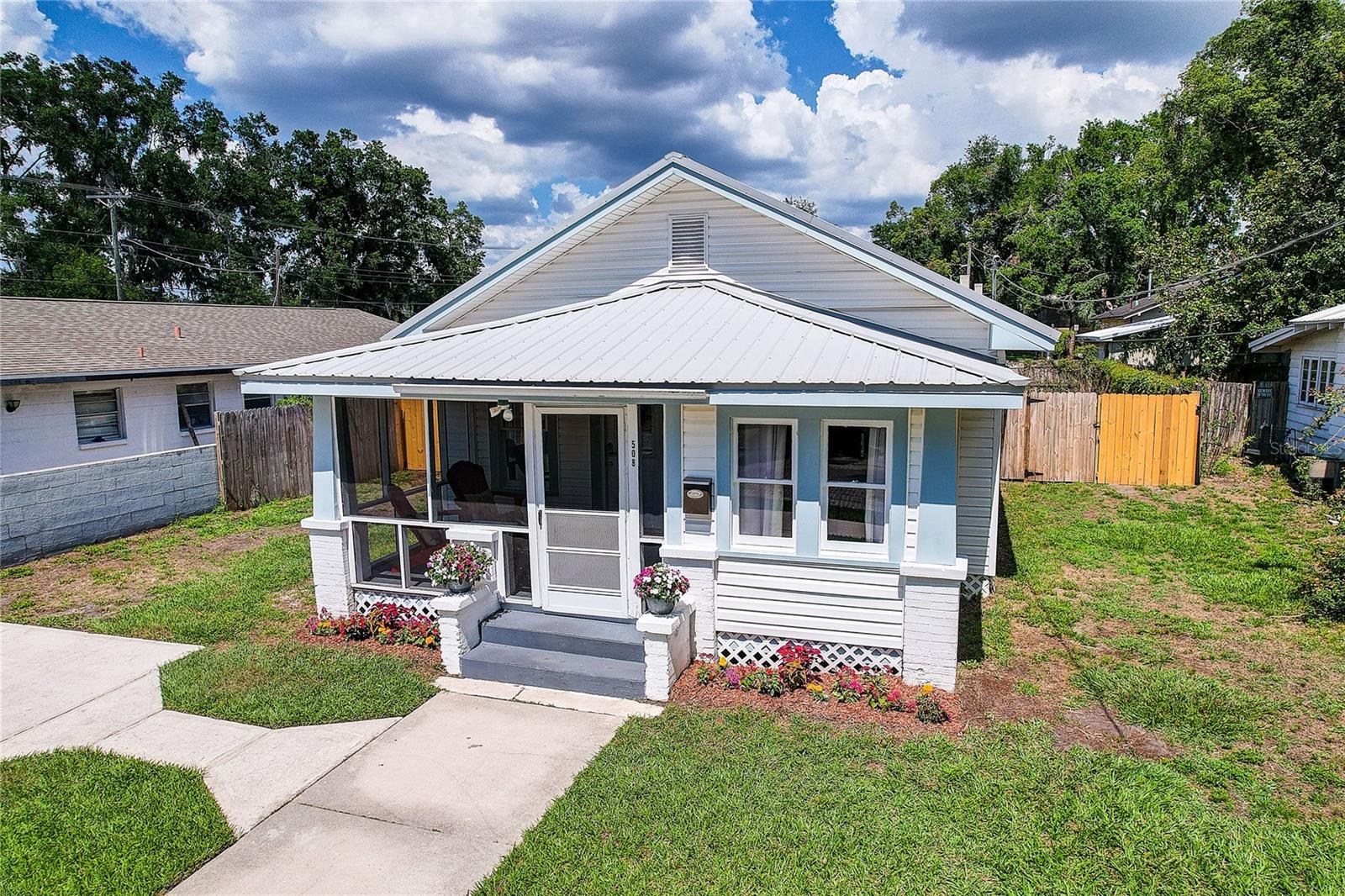 Image 2 of 32 For 508 Walker Street