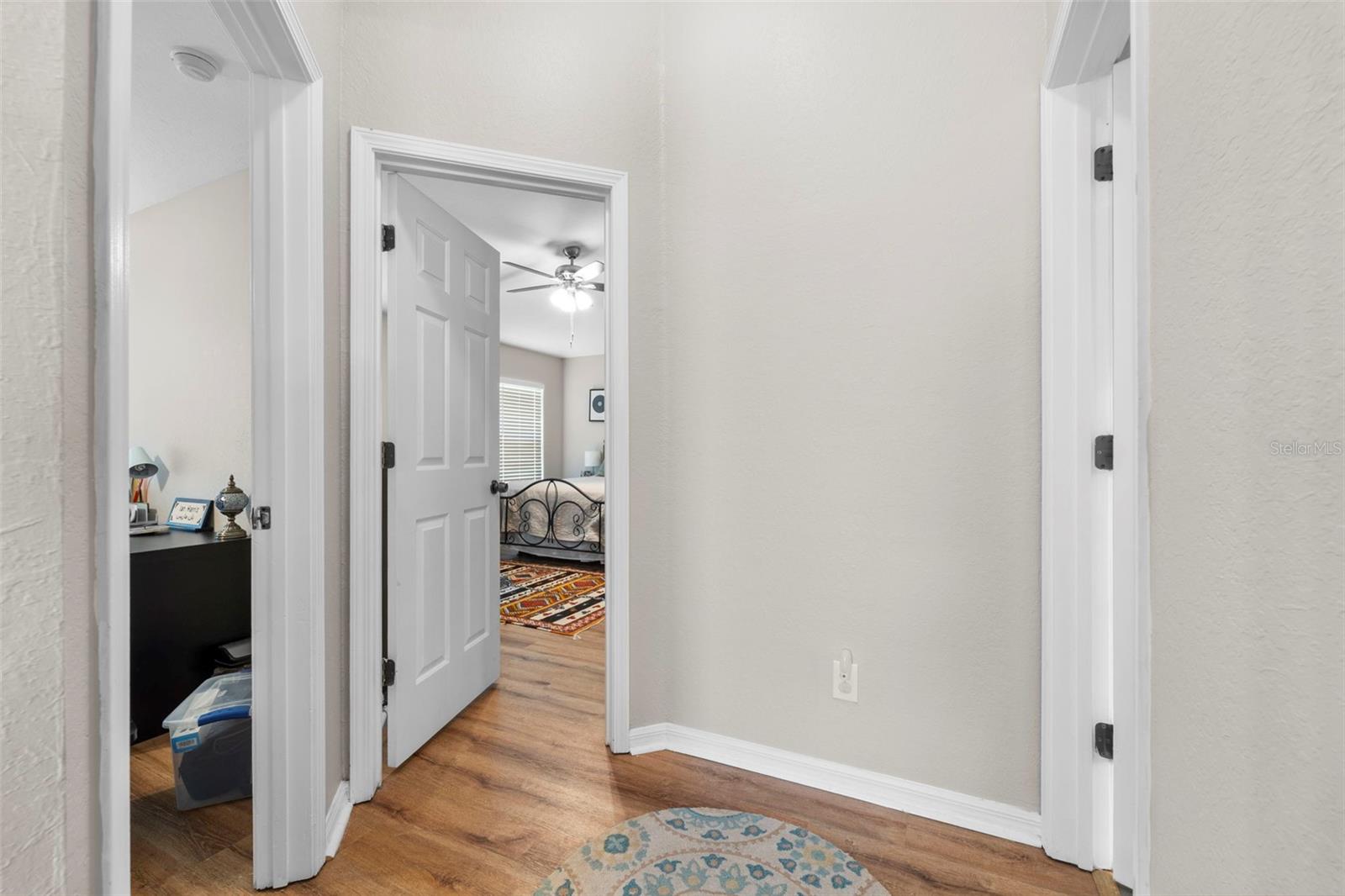 Image 13 of 40 For 11845 Autumn Creek Drive