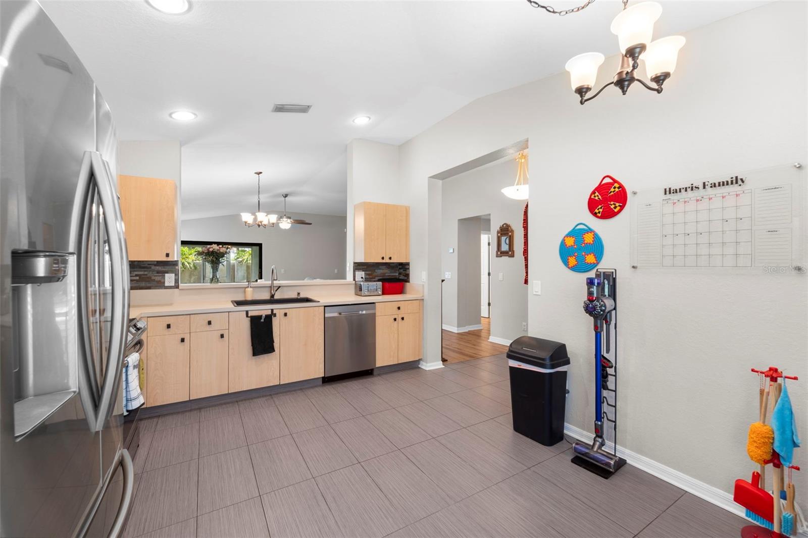 Image 8 of 40 For 11845 Autumn Creek Drive