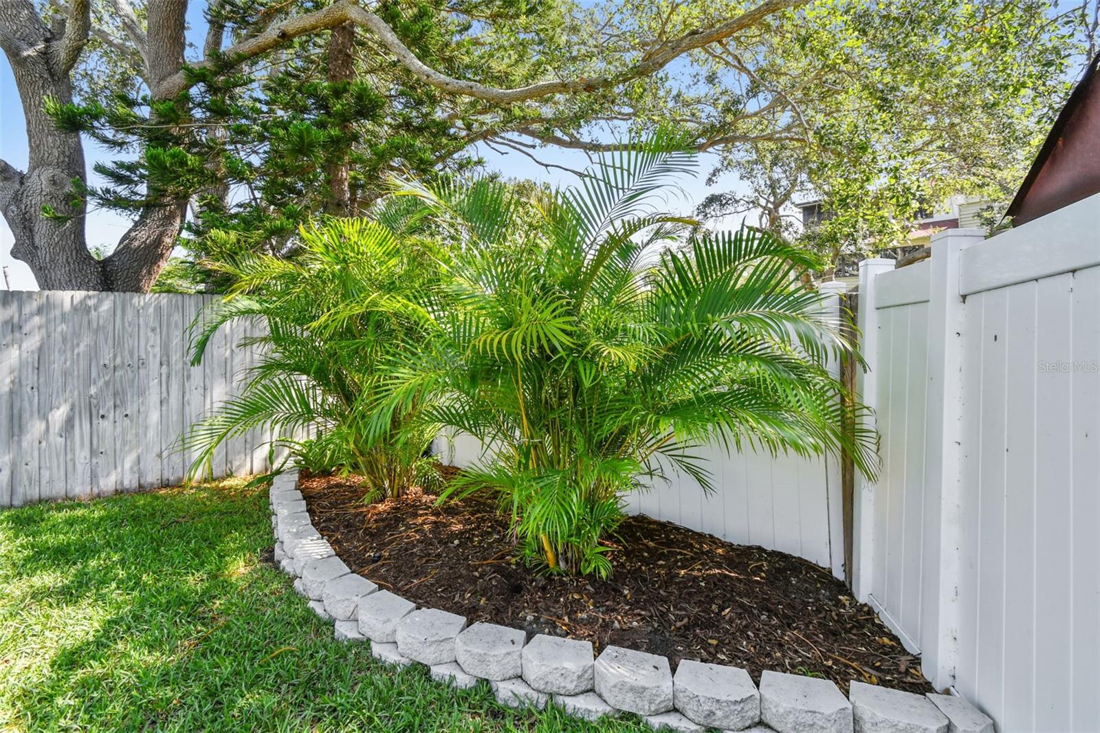 Image 36 of 46 For 94 Nicholas Drive