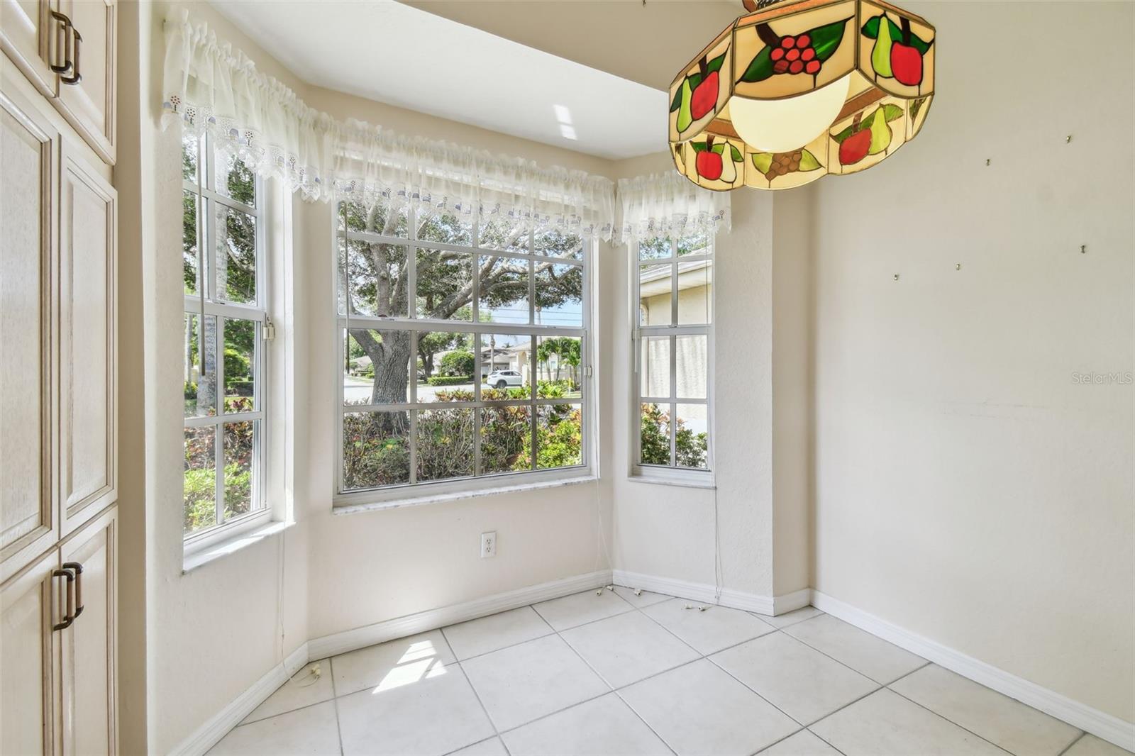 Image 20 of 99 For 2216 Evans Road