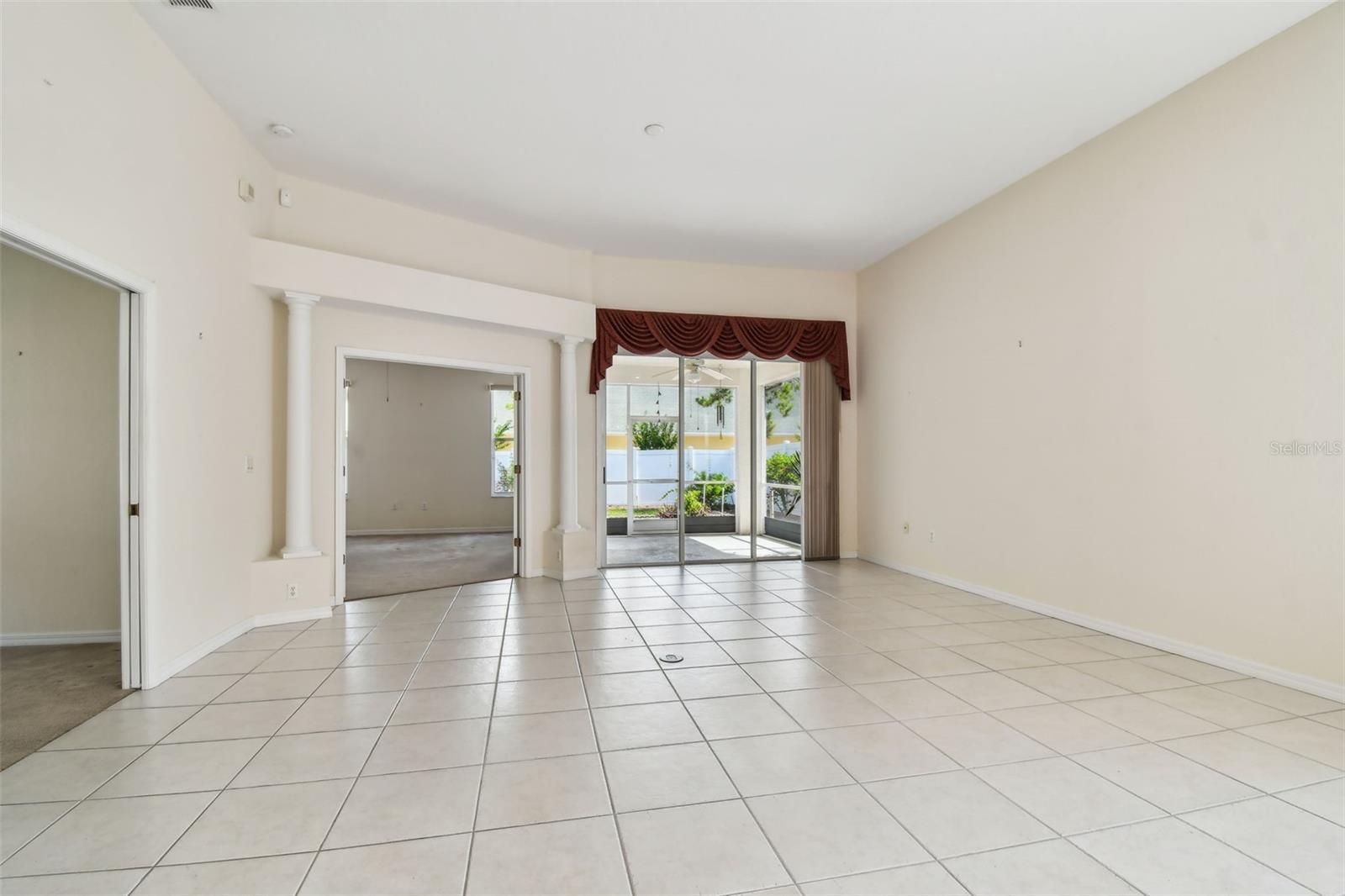 Image 38 of 99 For 2216 Evans Road