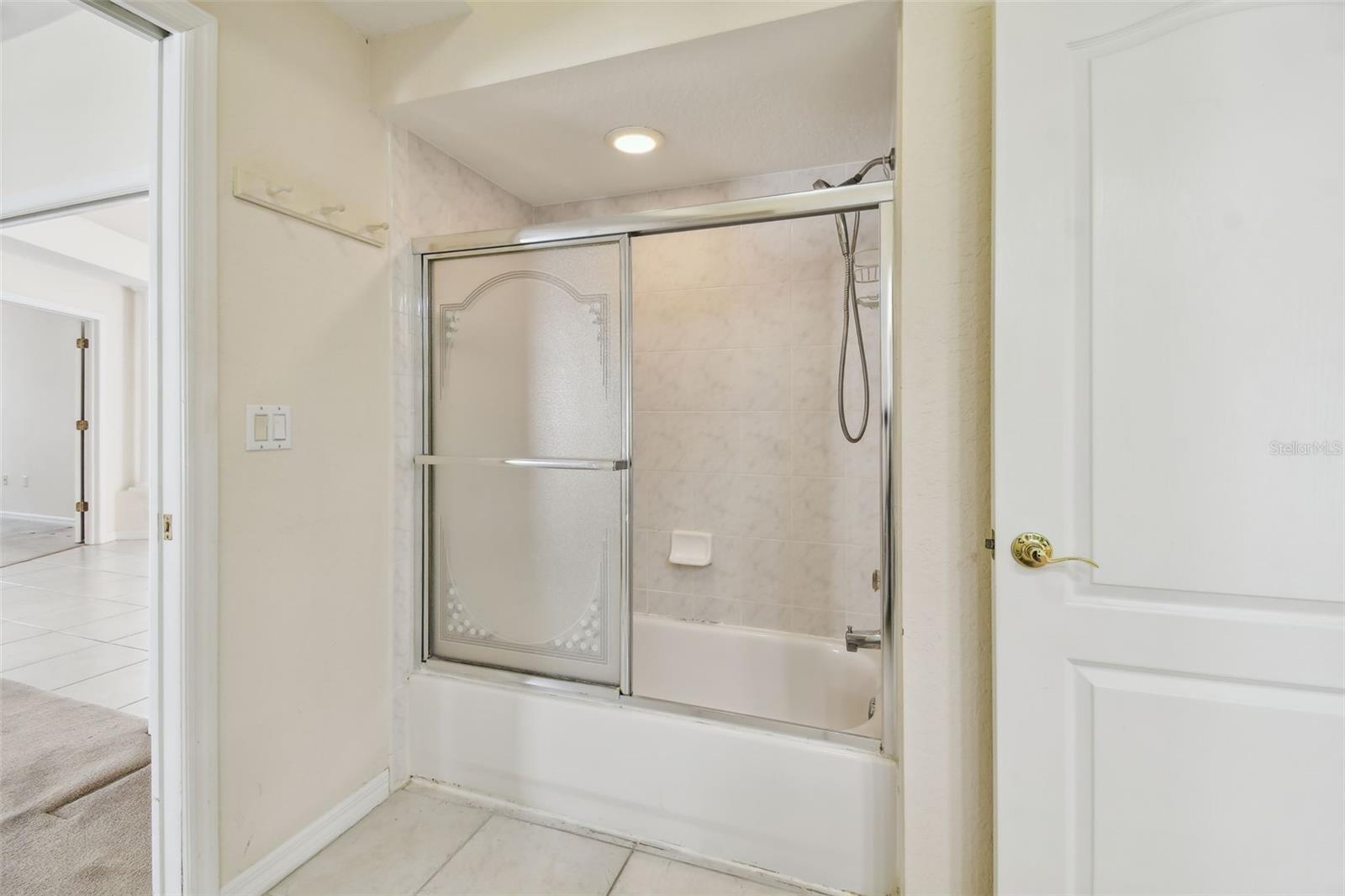 Image 62 of 99 For 2216 Evans Road
