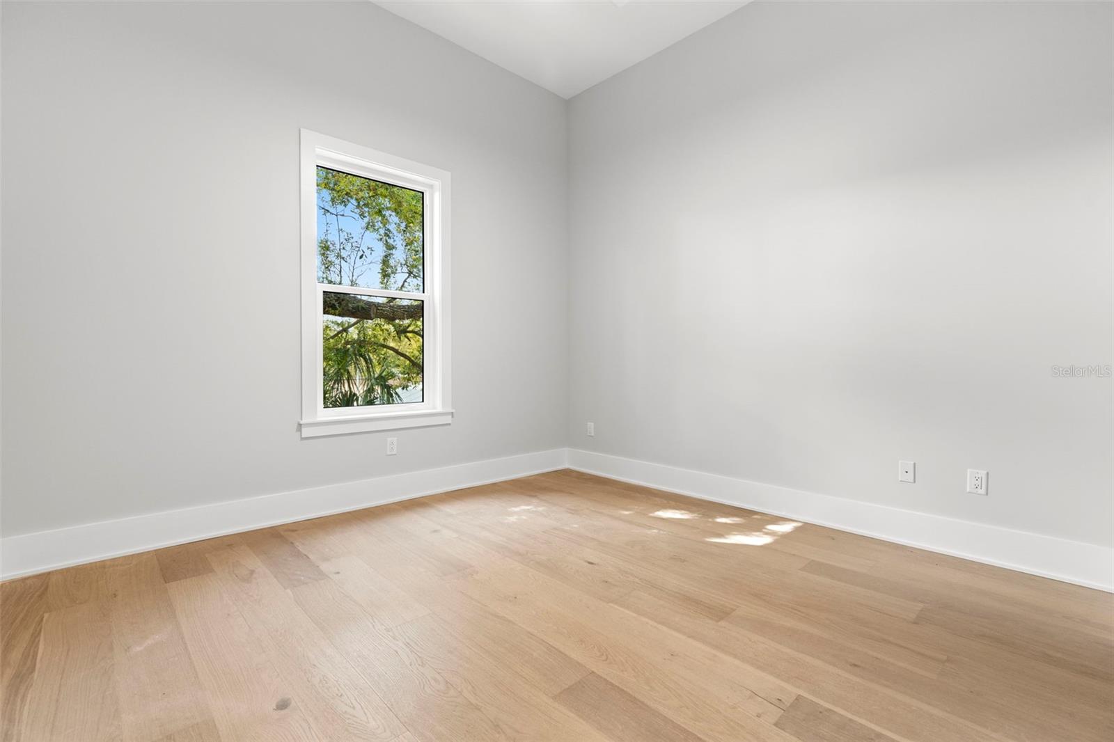 Image 2 of 34 For 218 Hesperides Street N