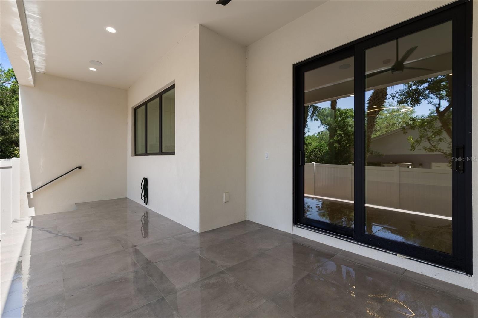 Image 32 of 34 For 218 Hesperides Street N
