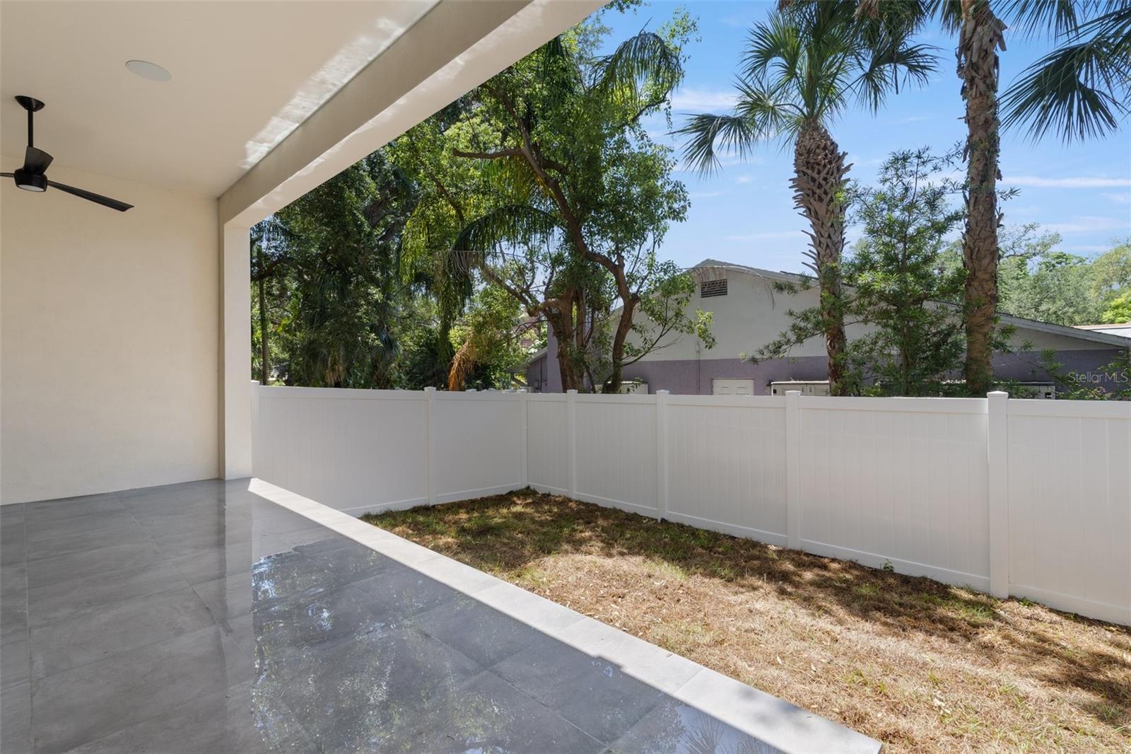 Image 33 of 34 For 218 Hesperides Street N