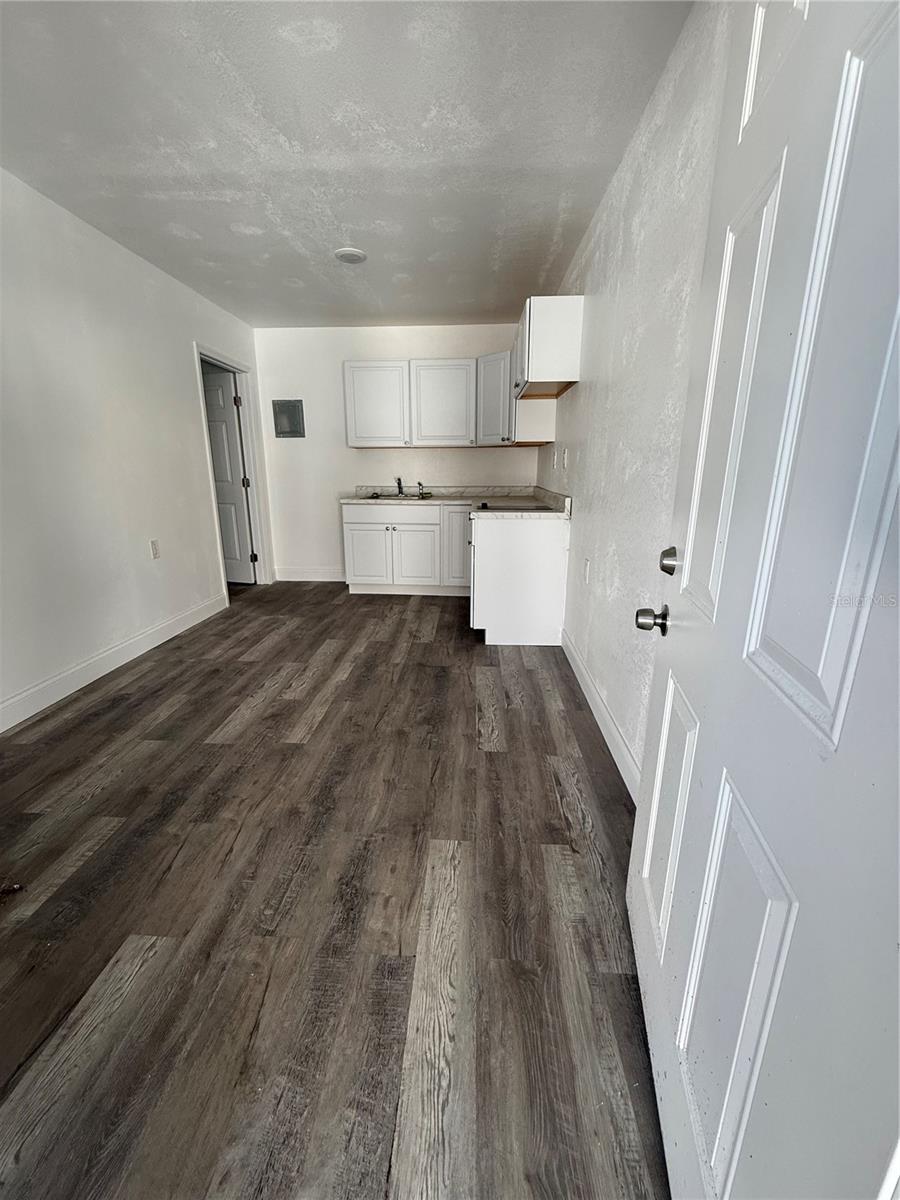 Image 3 of 8 For 3417 Saint Conrad Street D