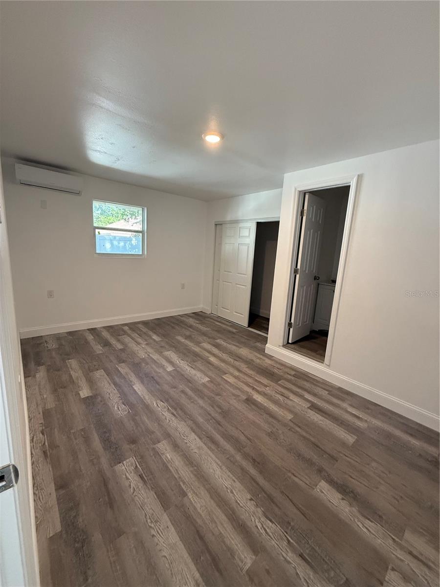 Image 5 of 8 For 3417 Saint Conrad Street D