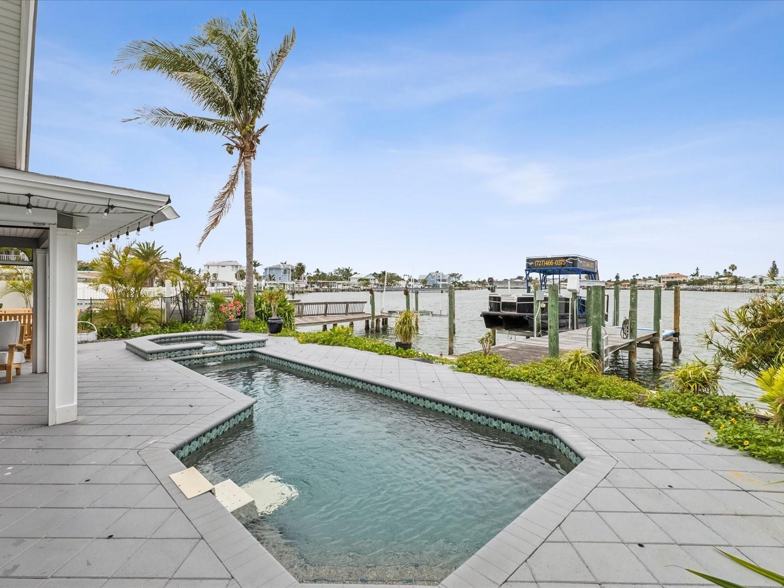 Listing photo id 27 for 464 20th Avenue