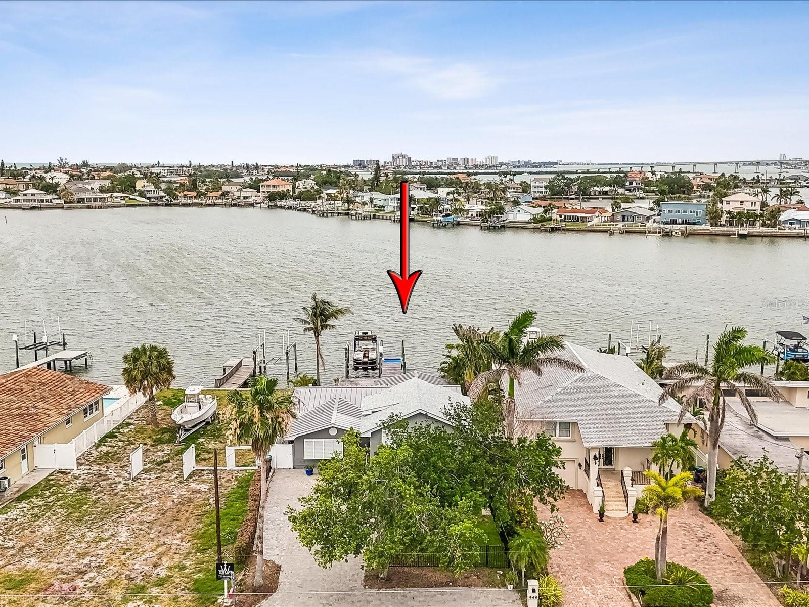 Listing photo id 49 for 464 20th Avenue