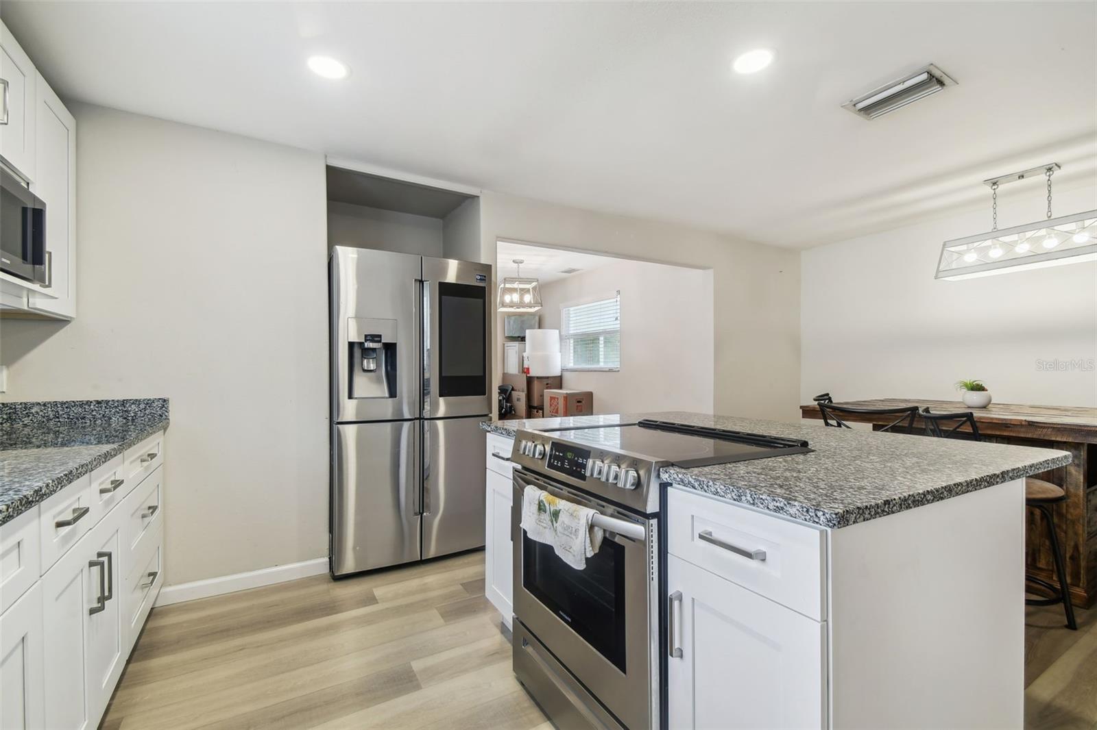 Image 2 of 38 For 205 122nd Avenue