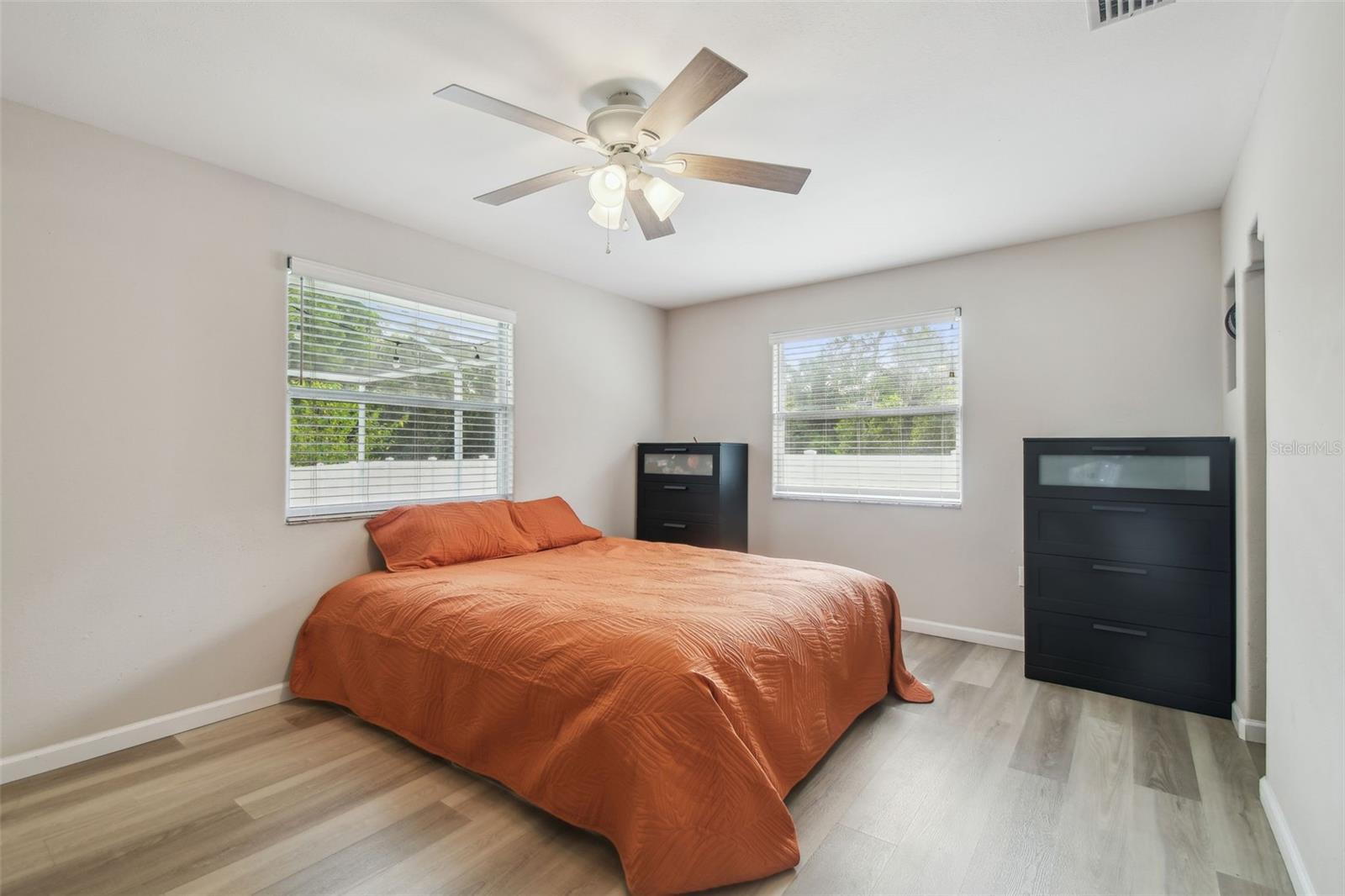 Image 4 of 38 For 205 122nd Avenue