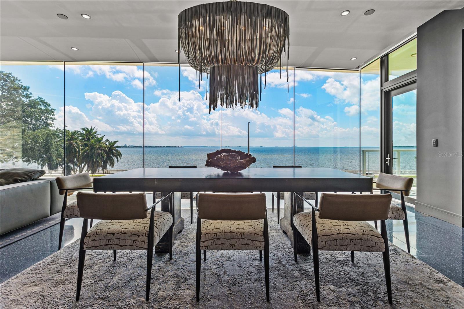 Image 19 of 70 For 2619 Bayshore Boulevard 200
