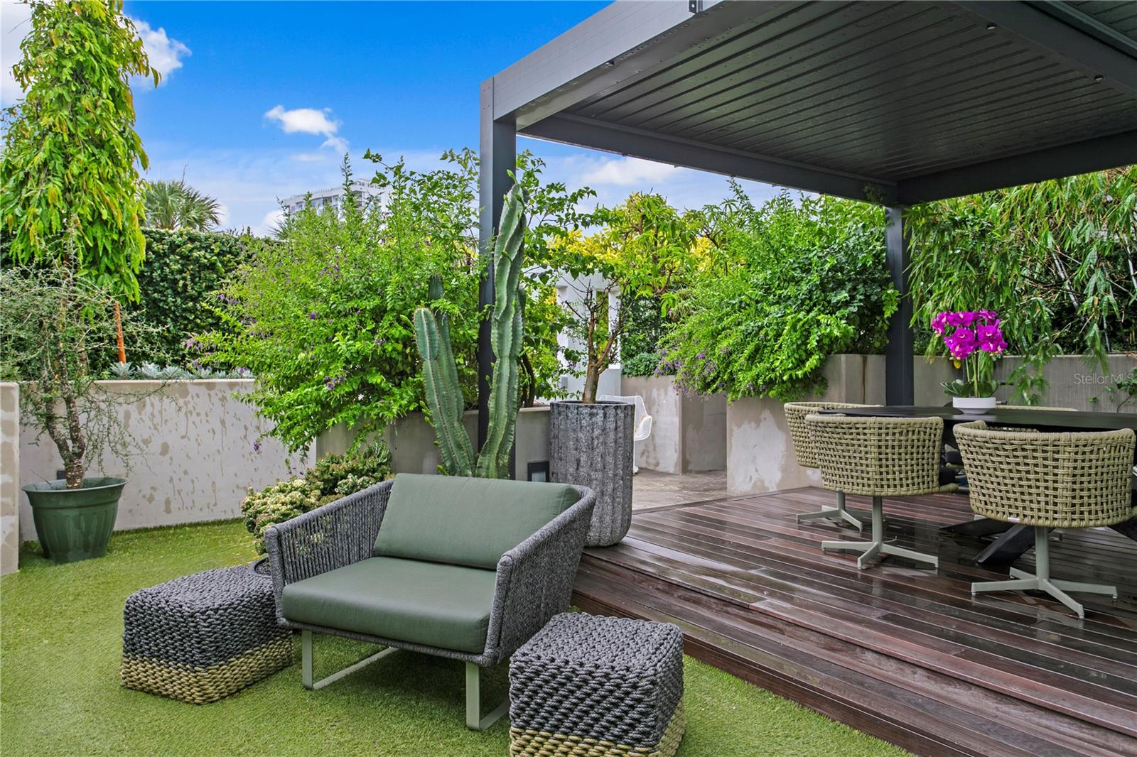 Image 38 of 70 For 2619 Bayshore Boulevard 200