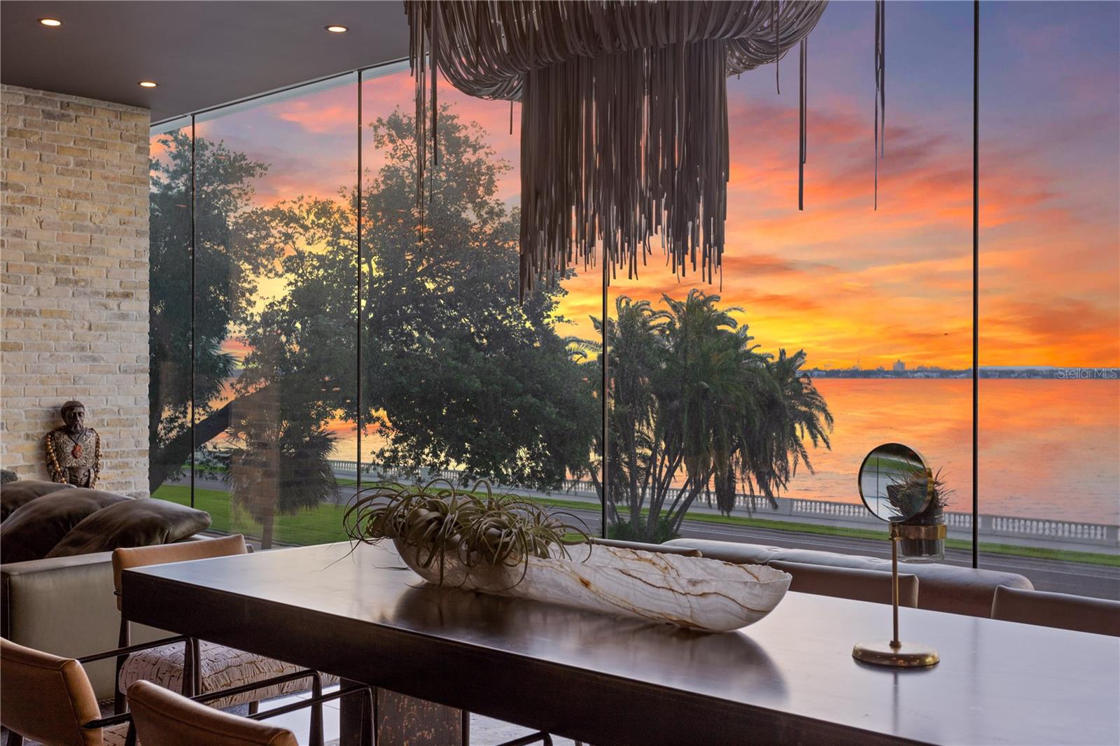 Image 4 of 70 For 2619 Bayshore Boulevard 200