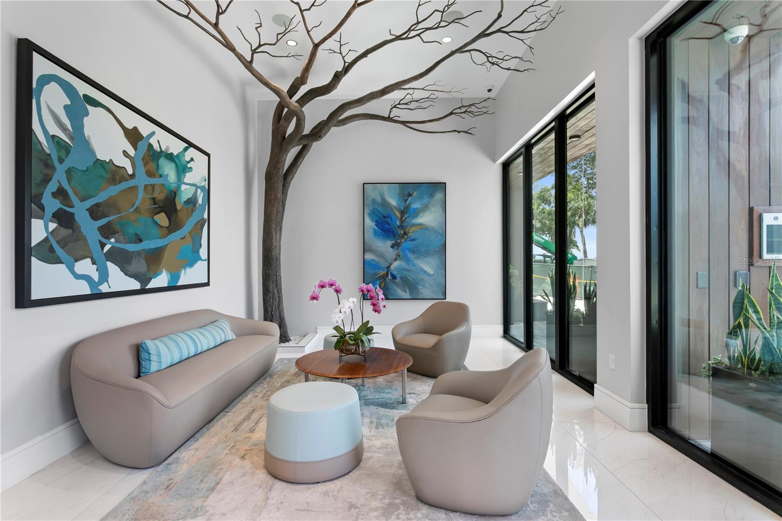 Image 62 of 70 For 2619 Bayshore Boulevard 200
