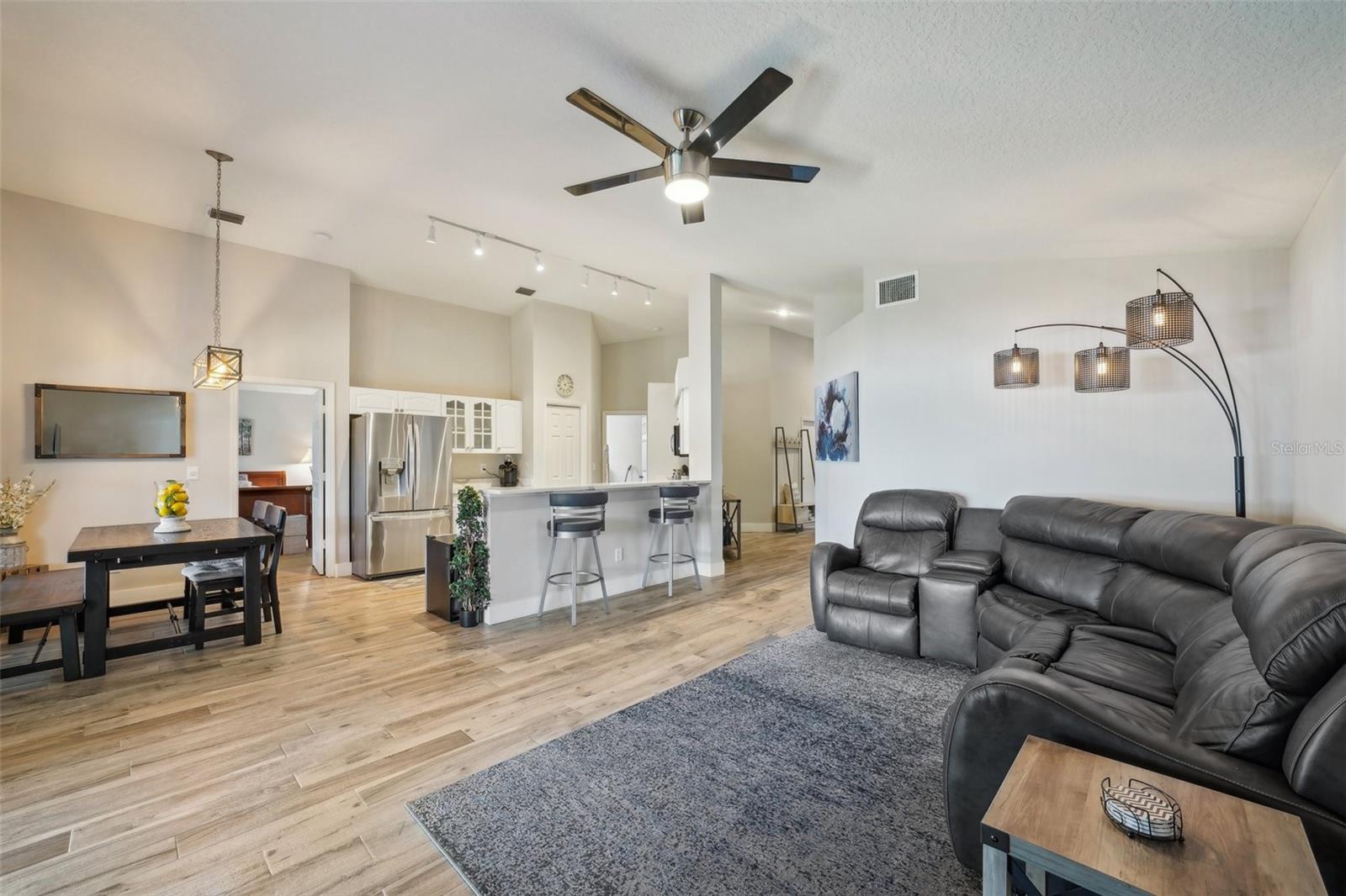 Image 8 of 78 For 2617 Heatherwood Drive