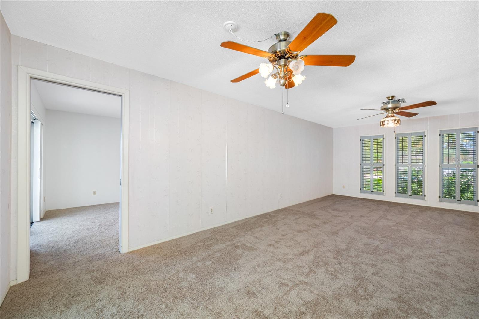 Image 16 of 67 For 1211 Stony Brook Lane