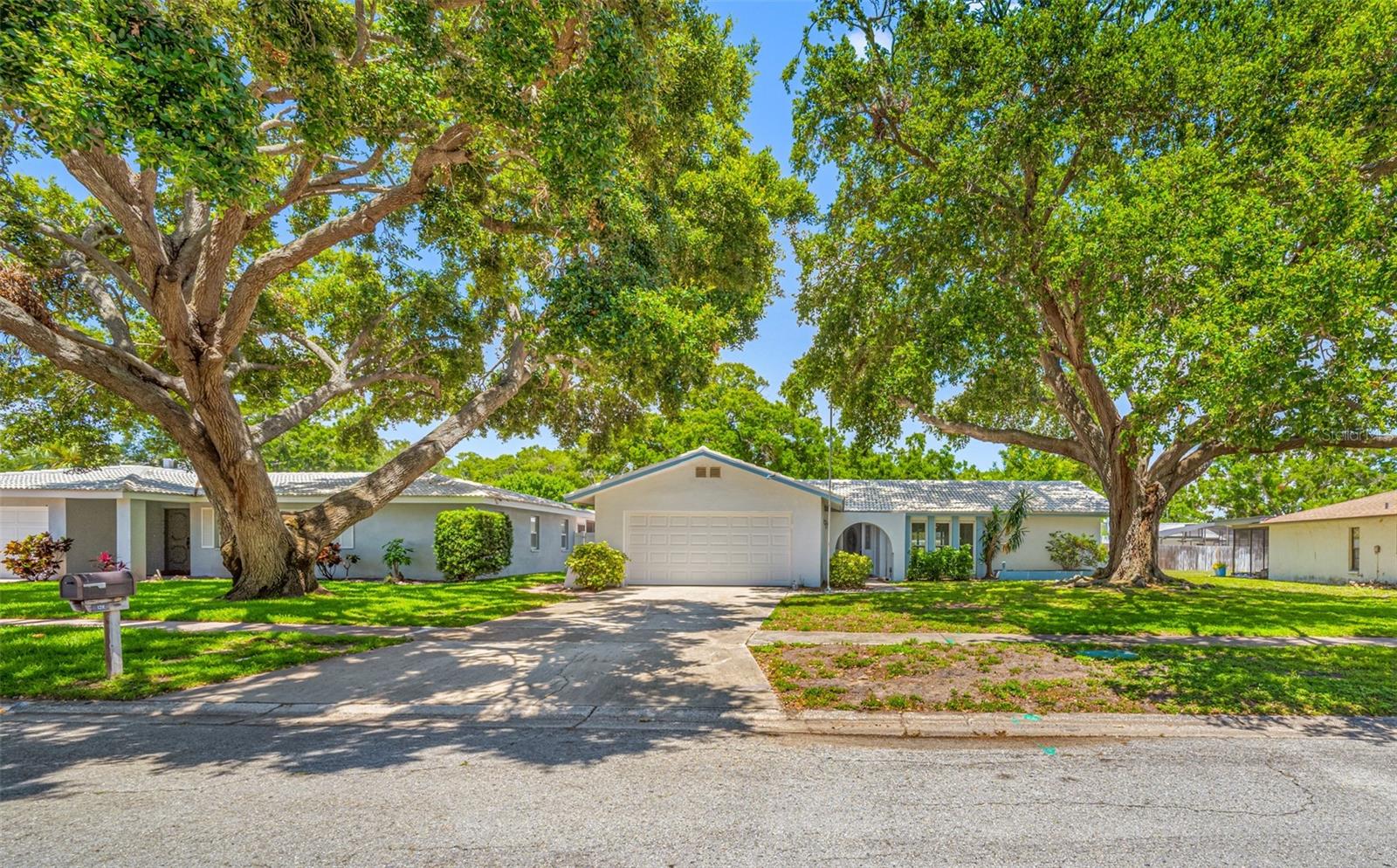 Image 2 of 67 For 1211 Stony Brook Lane