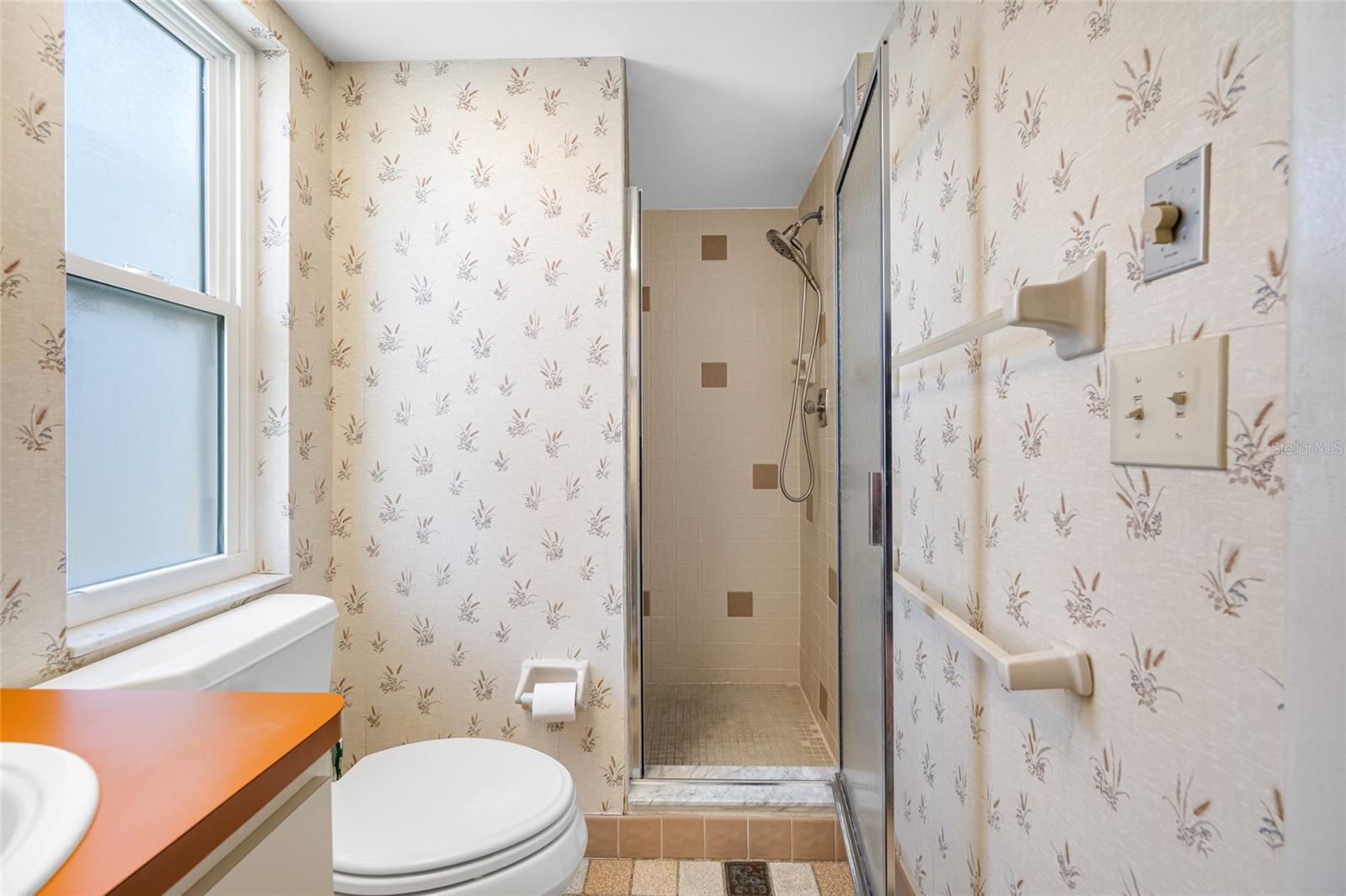 Image 37 of 67 For 1211 Stony Brook Lane