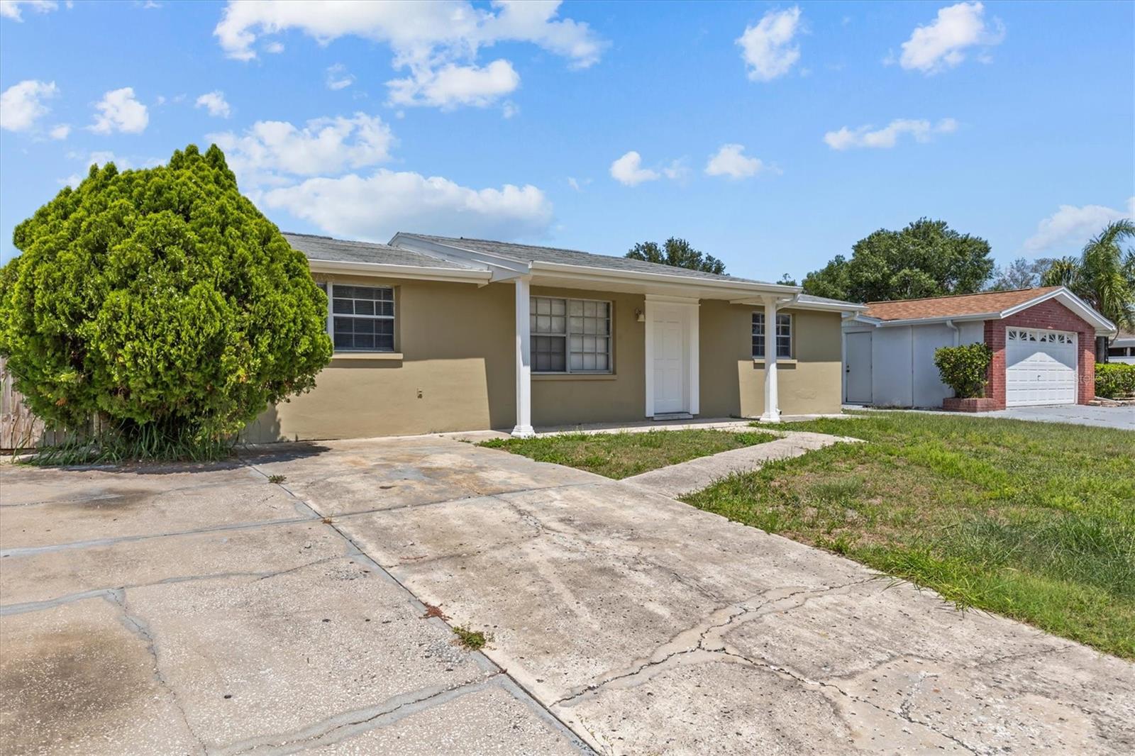 Image 2 of 32 For 9915 Aetna Lane