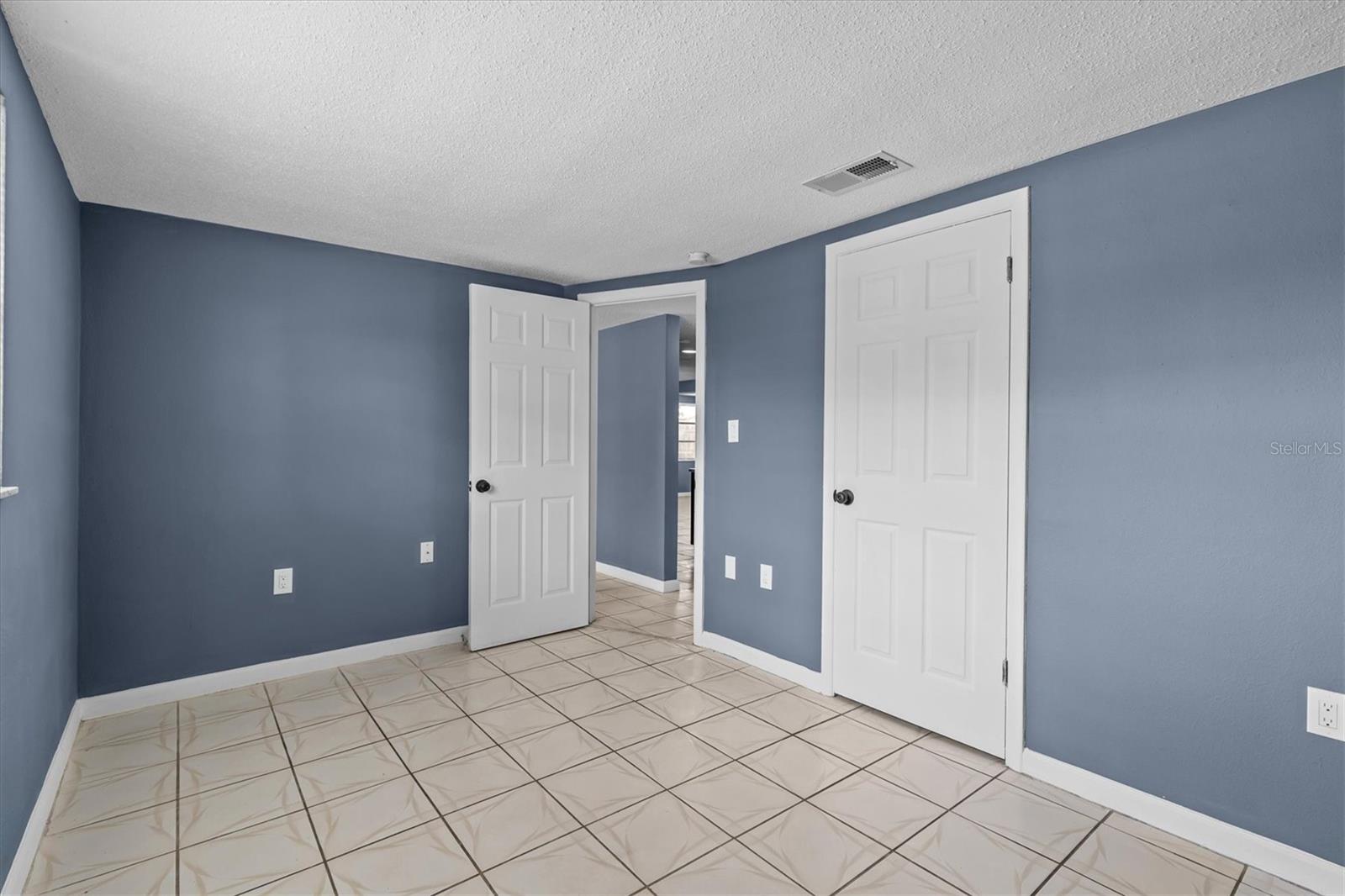 Image 20 of 32 For 9915 Aetna Lane