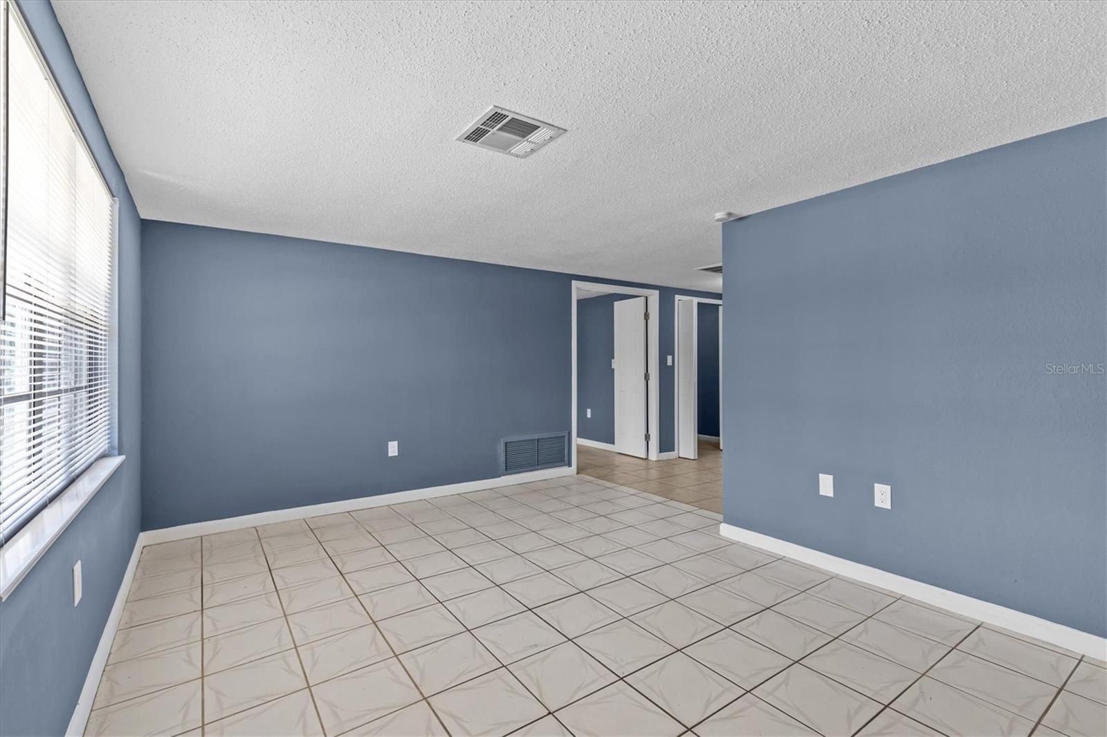 Image 6 of 32 For 9915 Aetna Lane