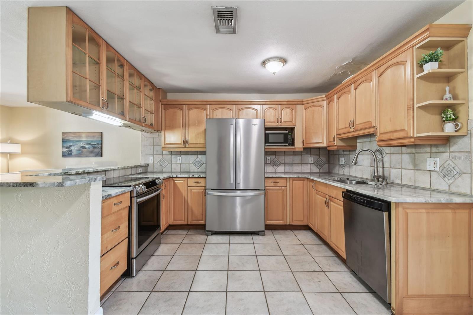 Image 20 of 71 For 5968 46th Avenue N