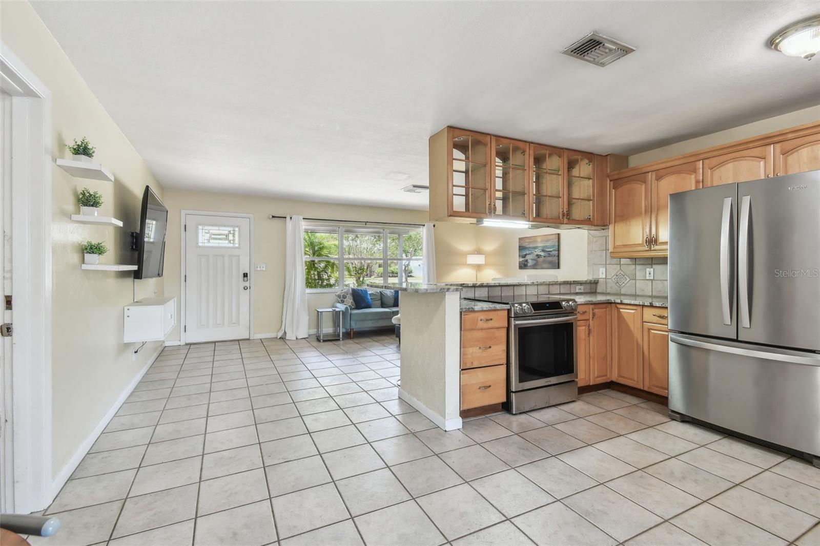 Image 23 of 71 For 5968 46th Avenue N