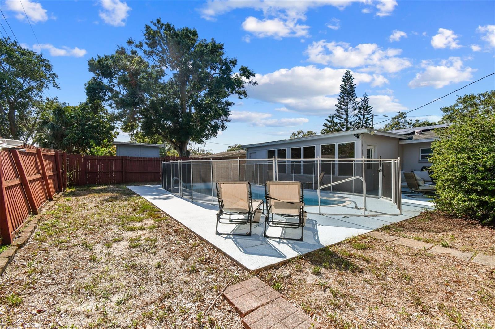 Image 63 of 71 For 5968 46th Avenue N