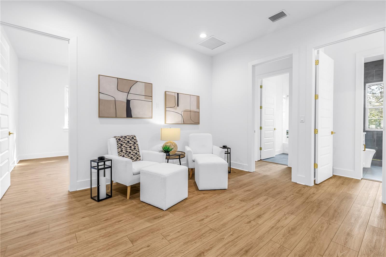 Image 26 of 49 For 1025 42nd Avenue N