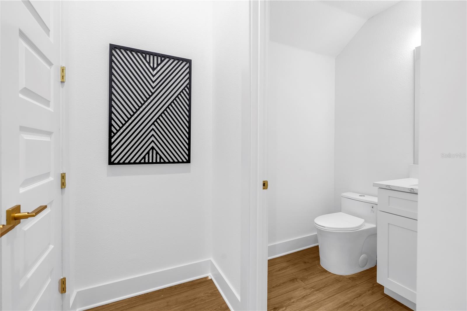 Image 29 of 49 For 1025 42nd Avenue N