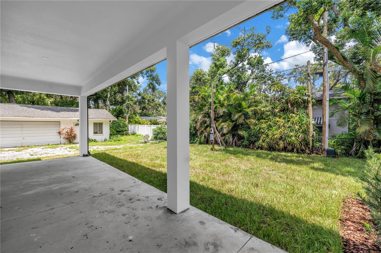 Image 5 of 12 For 1025 42nd Avenue N