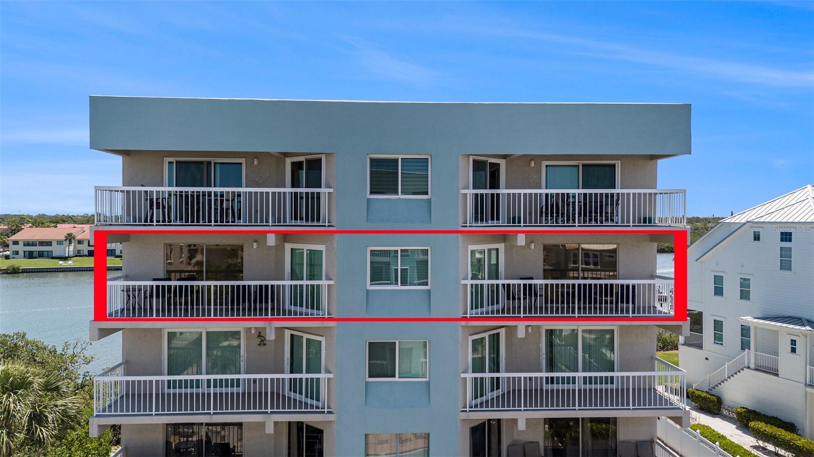 Image 5 of 35 For 19925 Gulf Boulevard 407