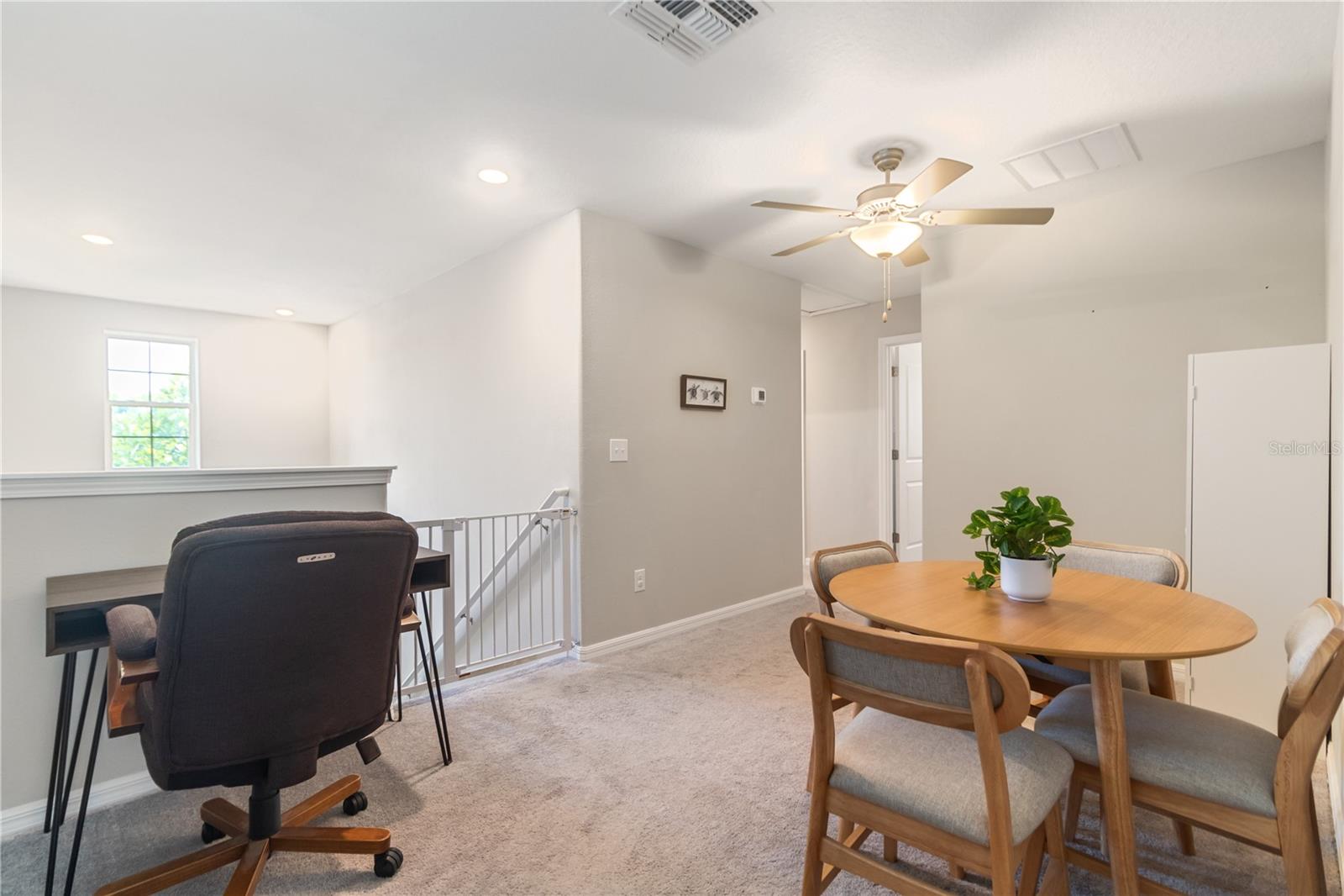 Image 21 of 42 For 6180 Spring Crayfish Avenue
