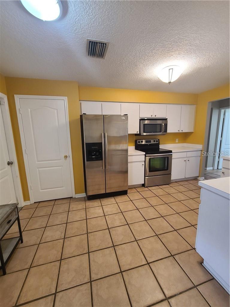 Image 4 of 15 For 7424 Becky Thatcher Lane