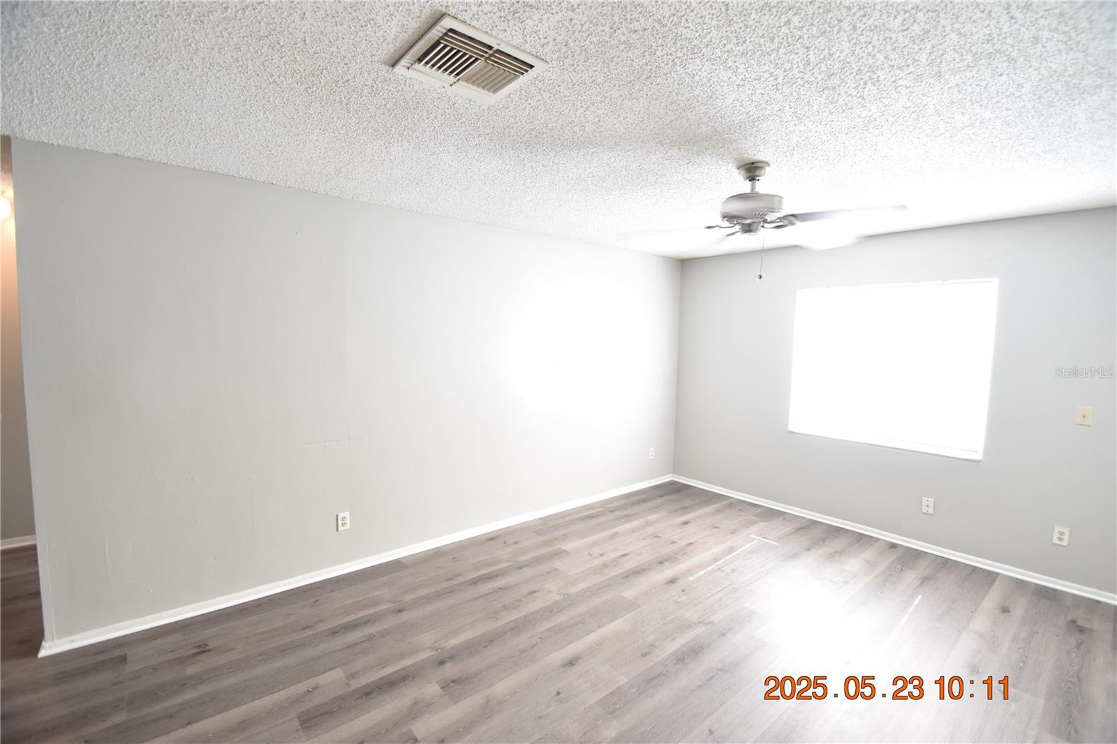 Image 6 of 33 For 228 Thorn Tree Place 228