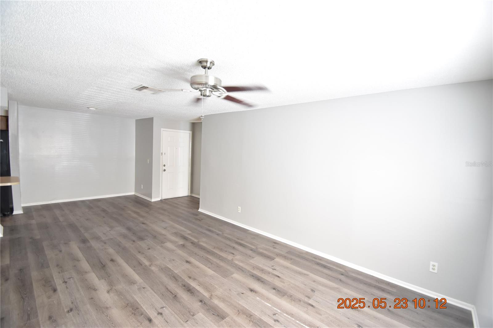 Image 9 of 33 For 228 Thorn Tree Place 228