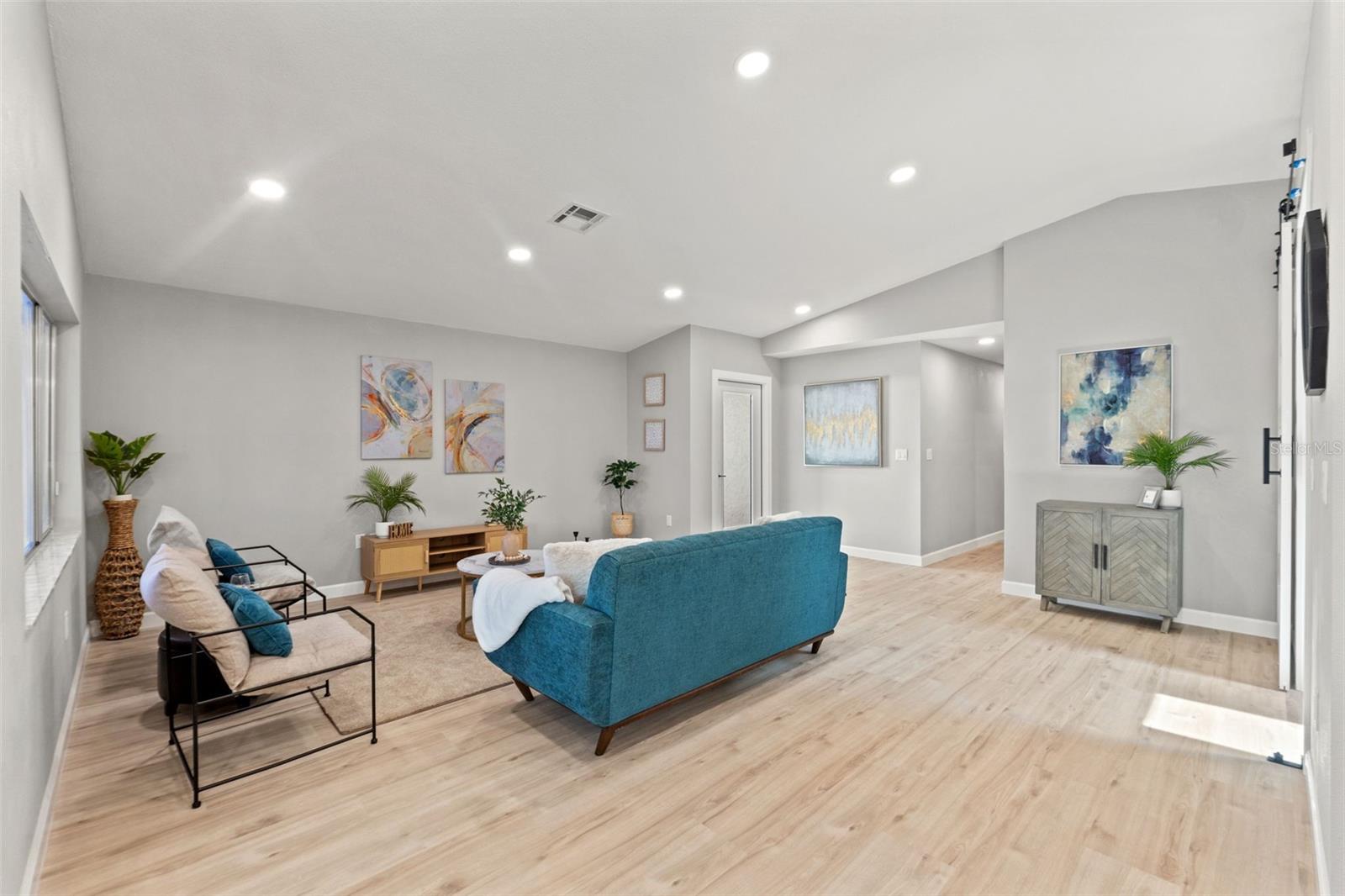 Image 16 of 40 For 4012 Marine Parkway