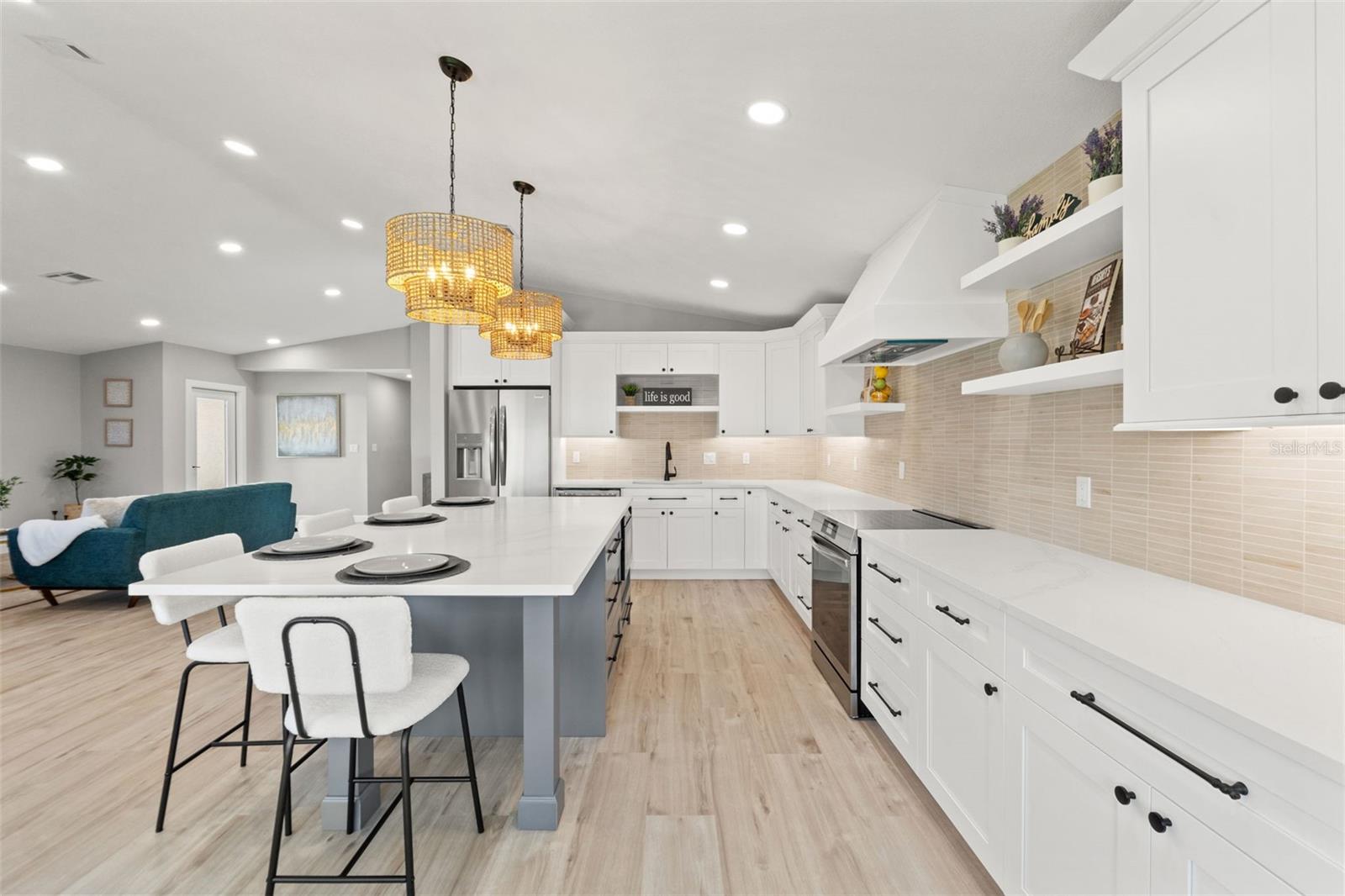 Image 8 of 40 For 4012 Marine Parkway