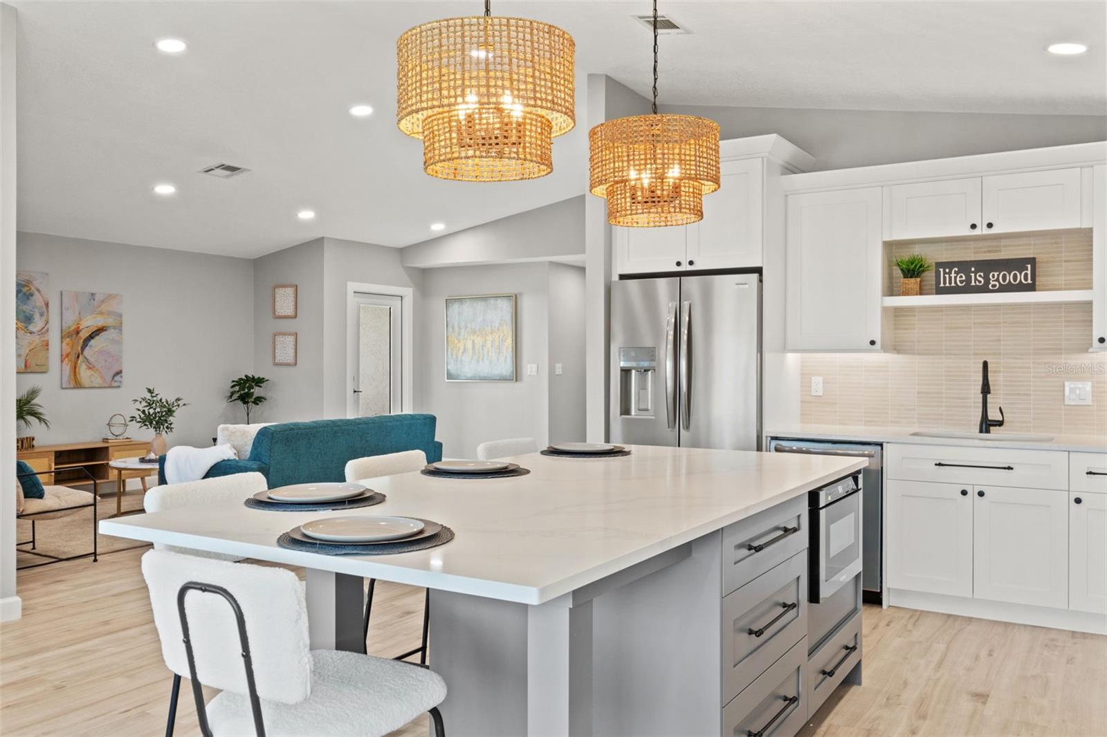 Image 9 of 40 For 4012 Marine Parkway