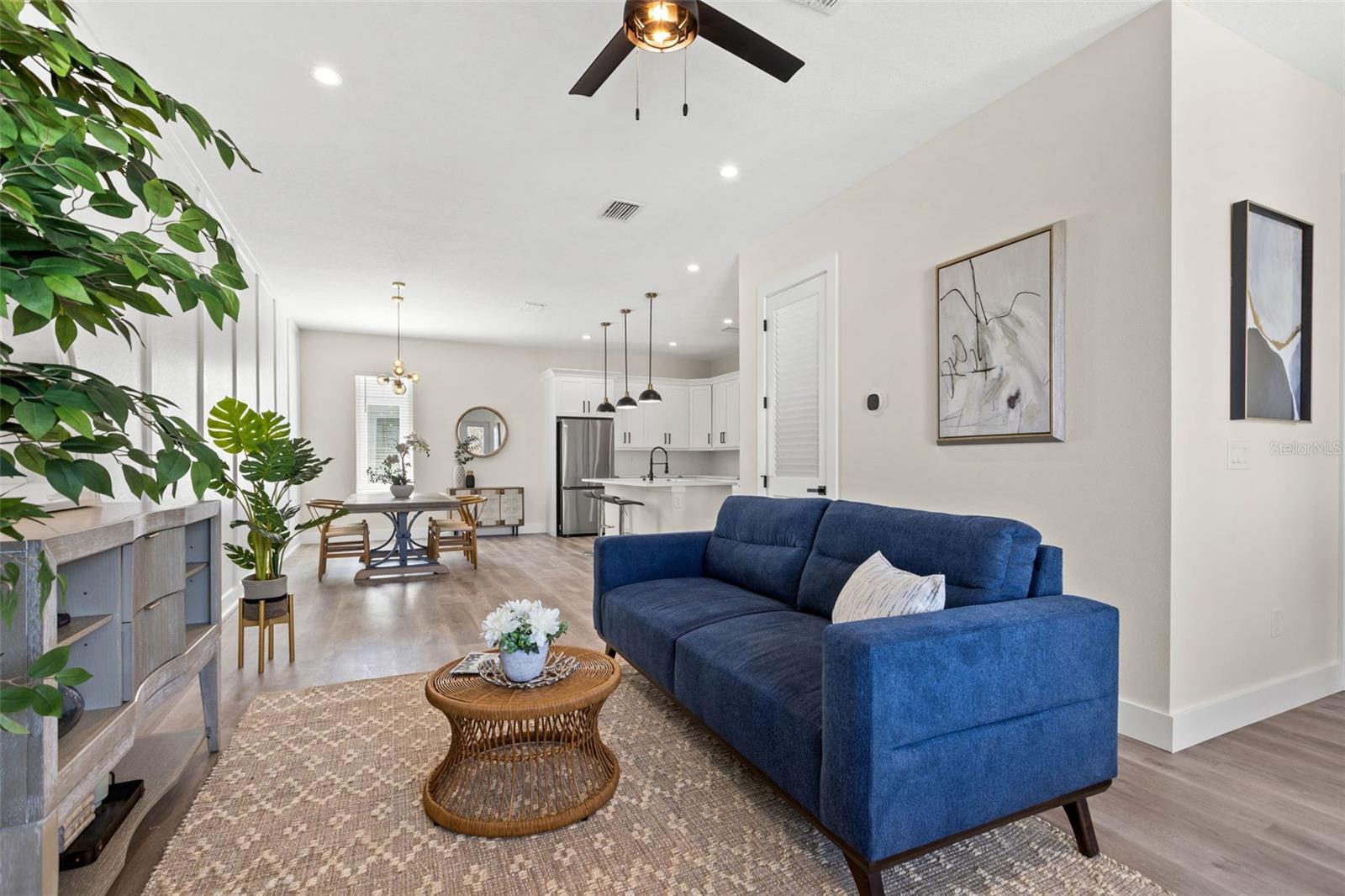 Image 3 of 29 For 121 Warren Avenue 4