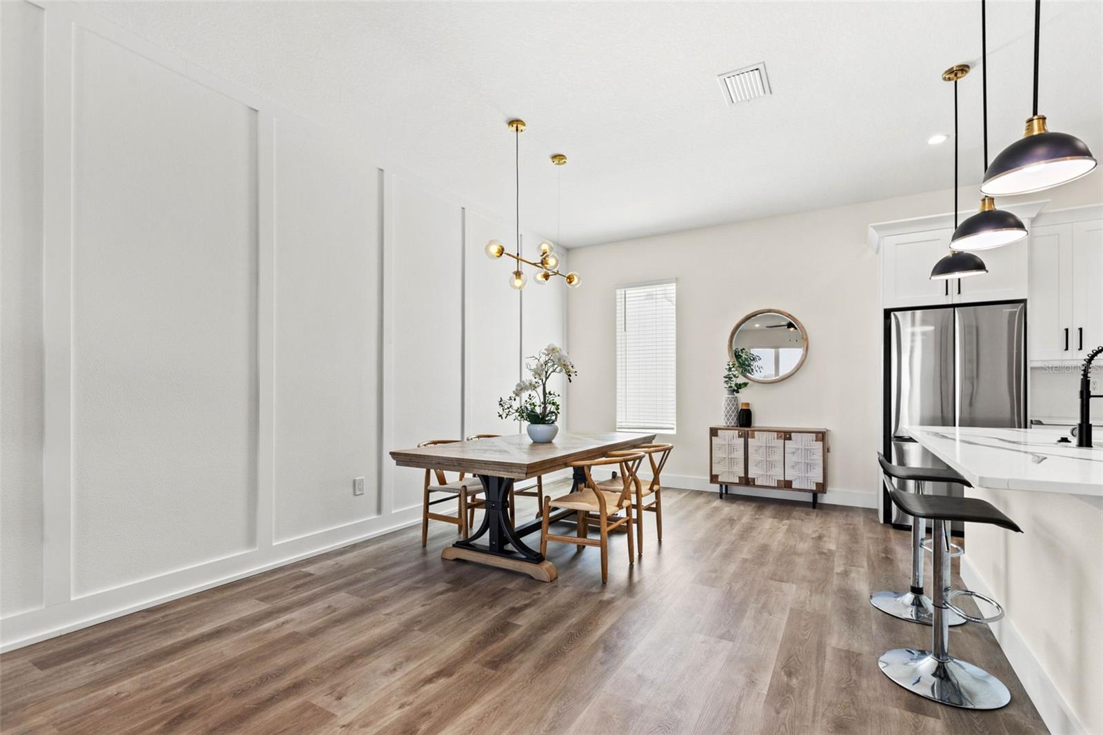 Image 4 of 29 For 121 Warren Avenue 4
