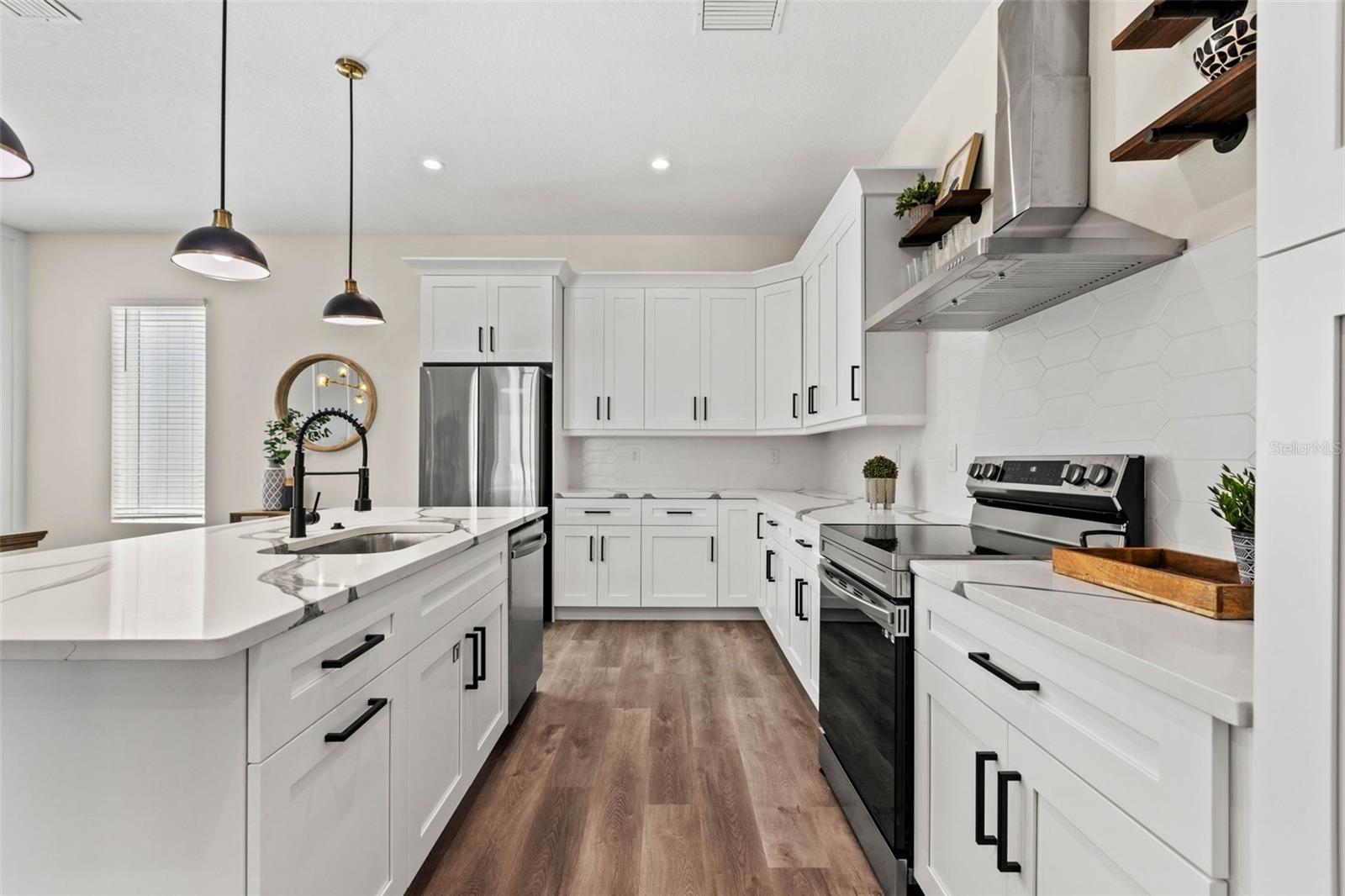 Image 9 of 29 For 121 Warren Avenue 4