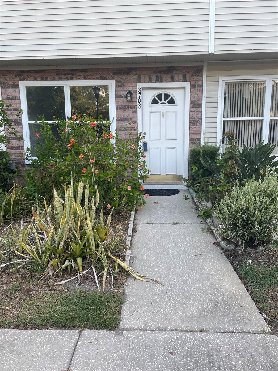 Image 4 of 25 For 8708 Cobbler Place